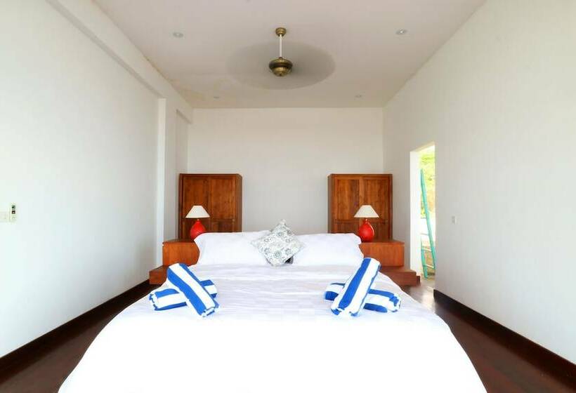 5 Szobás Villa, Villa Nambung