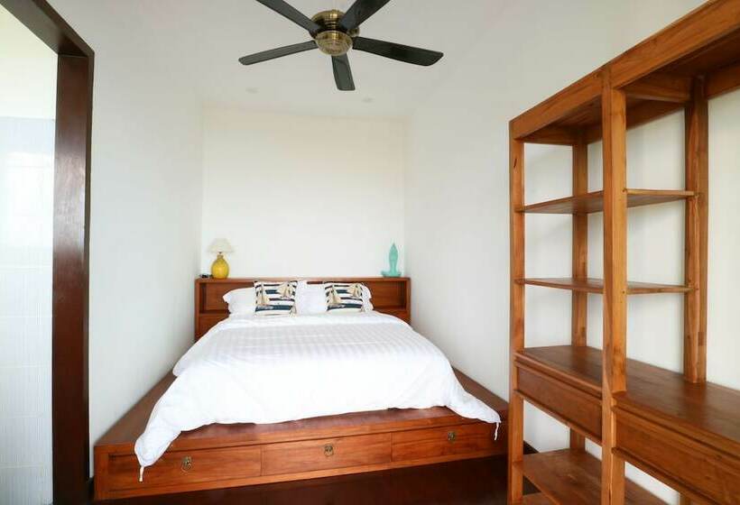 5 Szobás Villa, Villa Nambung