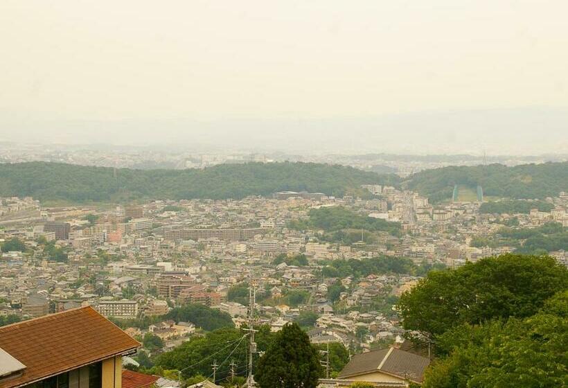 带共用浴室的标准房间, Shiroyama Ryokan