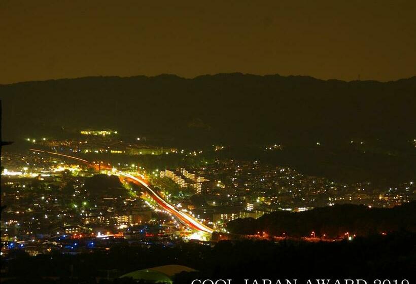 带共用浴室的标准房间, Shiroyama Ryokan