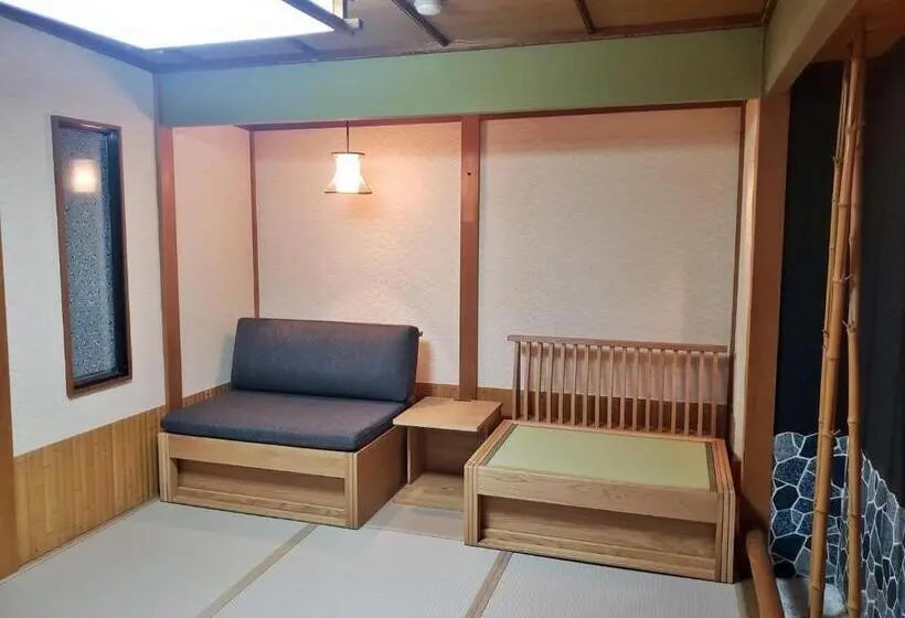 ファミリールーム, Shiroyama Ryokan