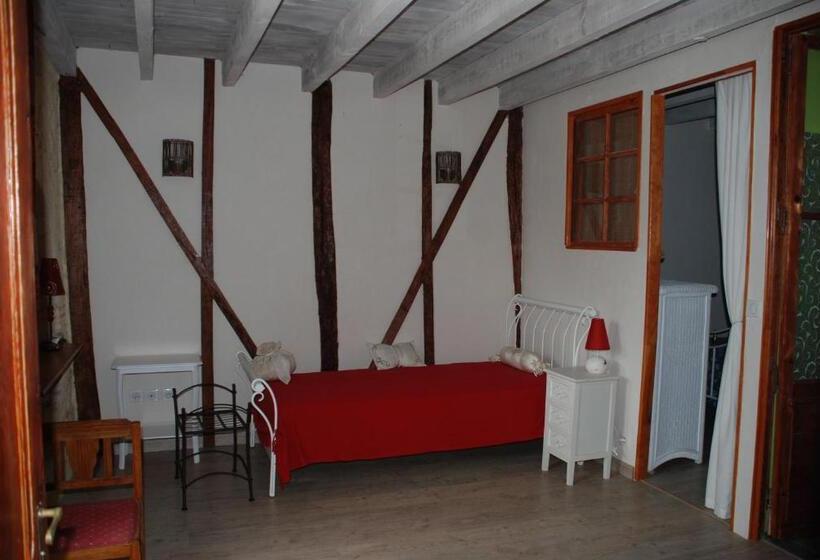 Номер Стандарт Трехместный, Chambres D Hôtes Du Clos Semper Felix