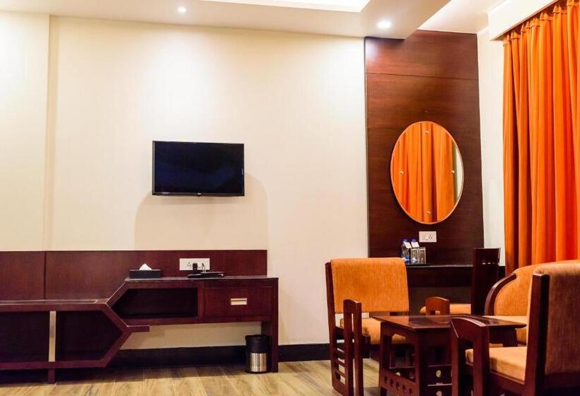 غرفة ديلوكس, Konark Grand