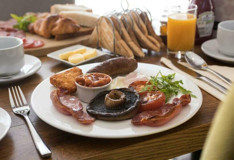 디럭스 룸, The Old Hall