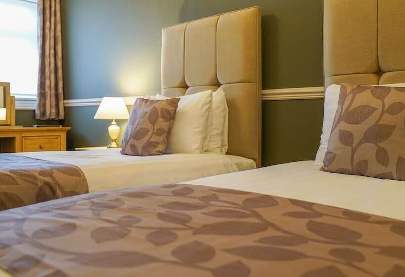 스탠다드 룸, The Old Hall