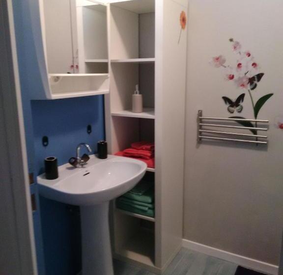 带共用浴室的标准房间, Maison Entre Terre Et Mer