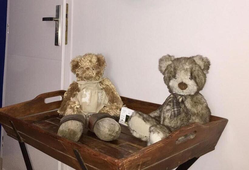 غرفة أساسية, Clos De La Colombe