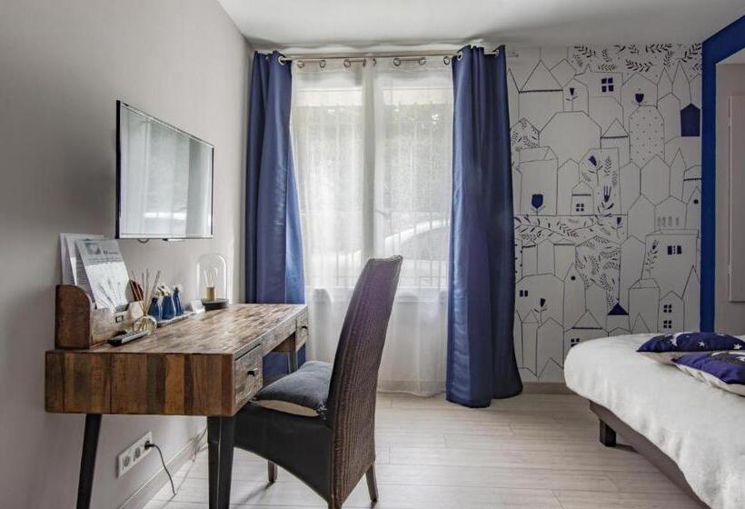 غرفة أساسية, Clos De La Colombe