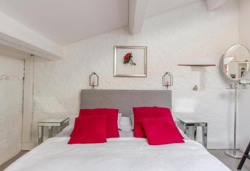 غرفة ديلوكس, Clos De La Colombe