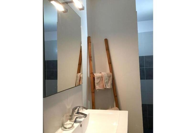 غرفة ديلوكس ثلاثية, Clos De La Colombe