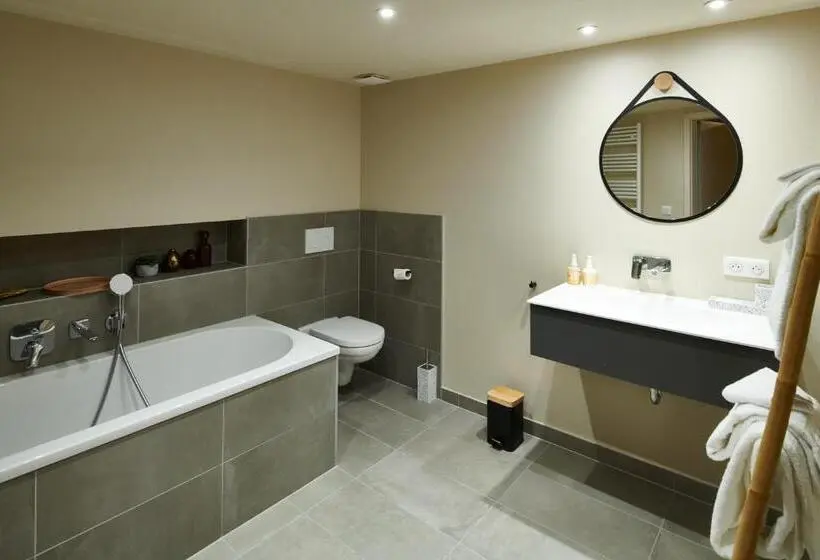 スイート, Pêche De Vigne & Spa