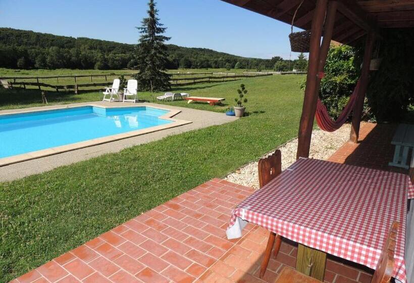 منزل غرفتين نوم, Kerca Bio Farm