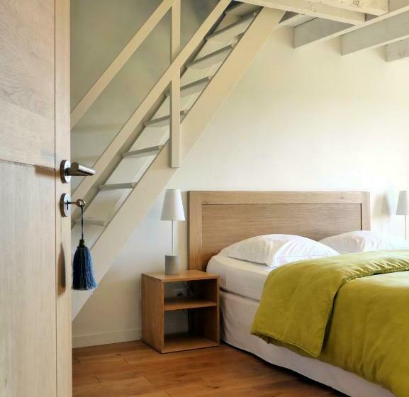 חדר משפחתי נוף לגינה, La Bastide