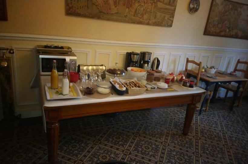 غرفة قياسية ثلاثية, La Nouvelle Criqueboise