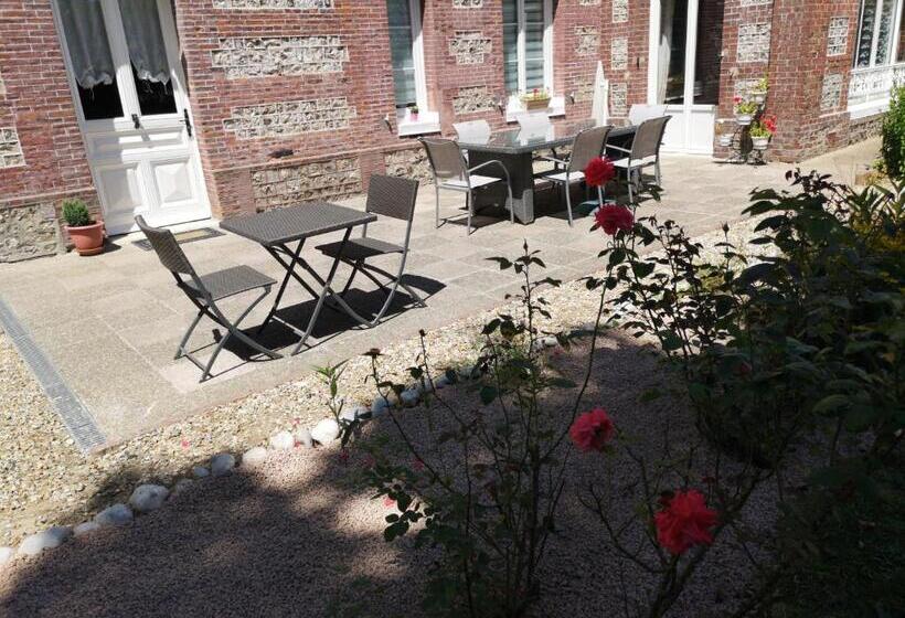 Standard room with outdoor bath, La Nouvelle Criqueboise