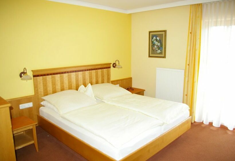 Номер Комфорт, Pension Zur Alten Schmiede