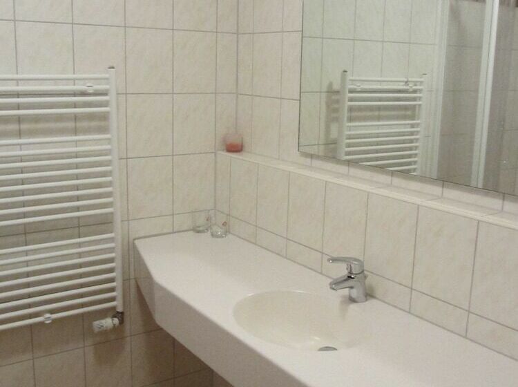 Номер Комфорт, Pension Zur Alten Schmiede