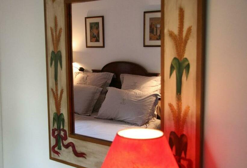 חדר סופריור, Château De Bournand B&b