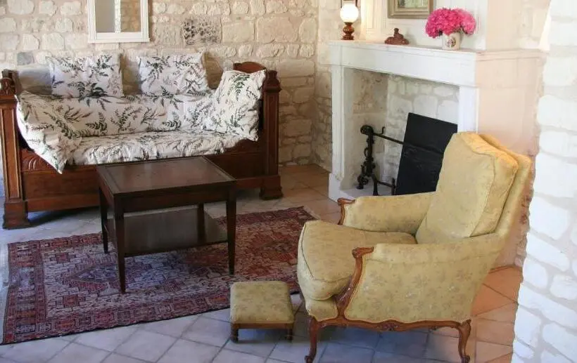 スーペリアースイート, Château De Bournand B&b