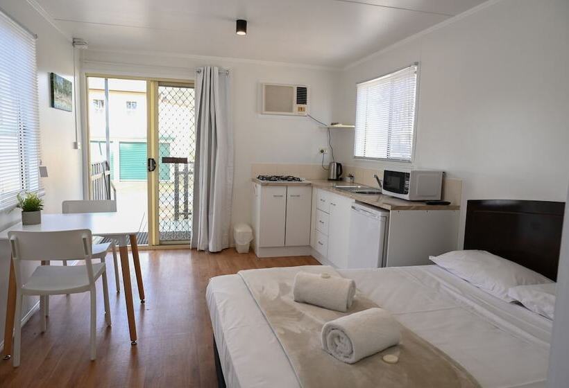 Estúdio Deluxe, Crows Nest Tourist Park