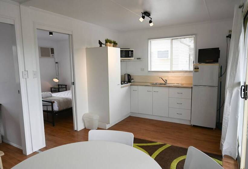 Casa 2 Dormitórios, Crows Nest Tourist Park