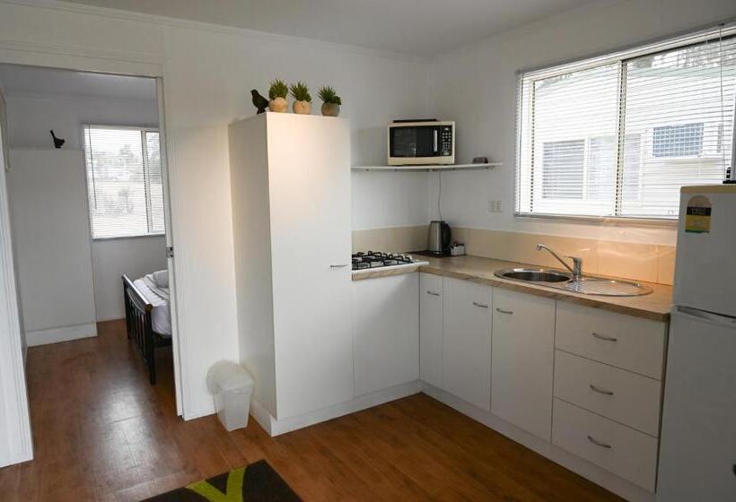 2ベッドルームハウス, Crows Nest Tourist Park