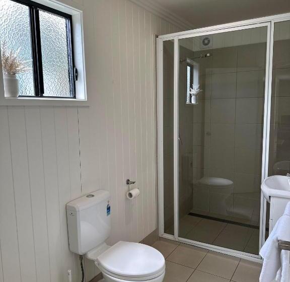 Бунгало Superior, Crows Nest Tourist Park