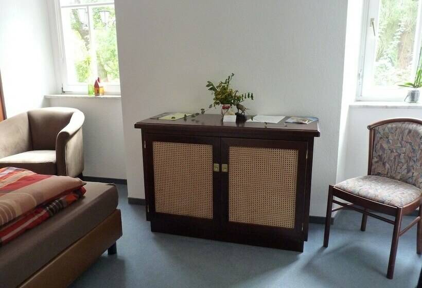 기본룸, Schloss Weißenburg