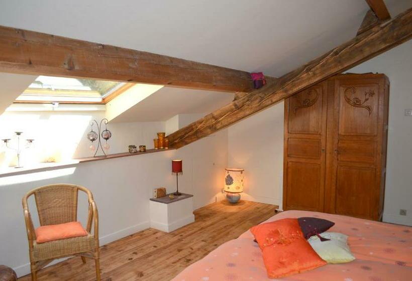 스탠다드 트리플 룸, Hameau D Hôtes La Roseraie Drôme