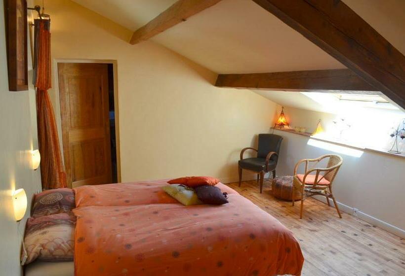 스탠다드 트리플 룸, Hameau D Hôtes La Roseraie Drôme