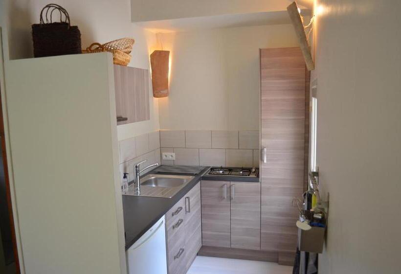 스탠다드 스튜디오 (테라스구비), Hameau D Hôtes La Roseraie Drôme