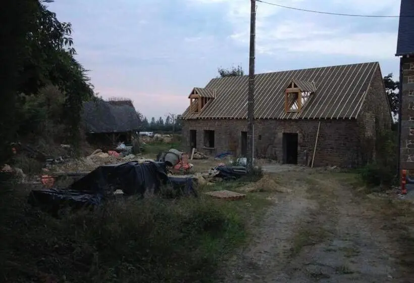 庭の見えるスタンダードトリプルルーム, La Maison De Benjamin