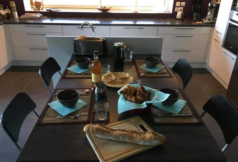 스탠다드 트리플 룸 가든 전망, La Maison De Benjamin