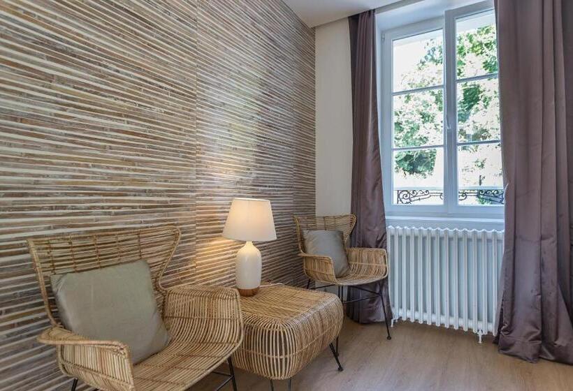 스탠다드 룸, L'escale De Broglie