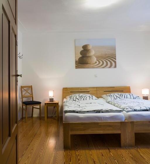 Standart Oda, Pension Sleep In Brettach