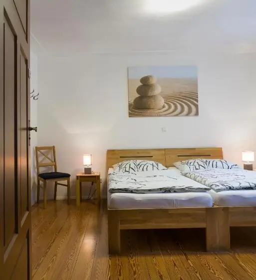 スタンダードルーム, Pension Sleep In Brettach