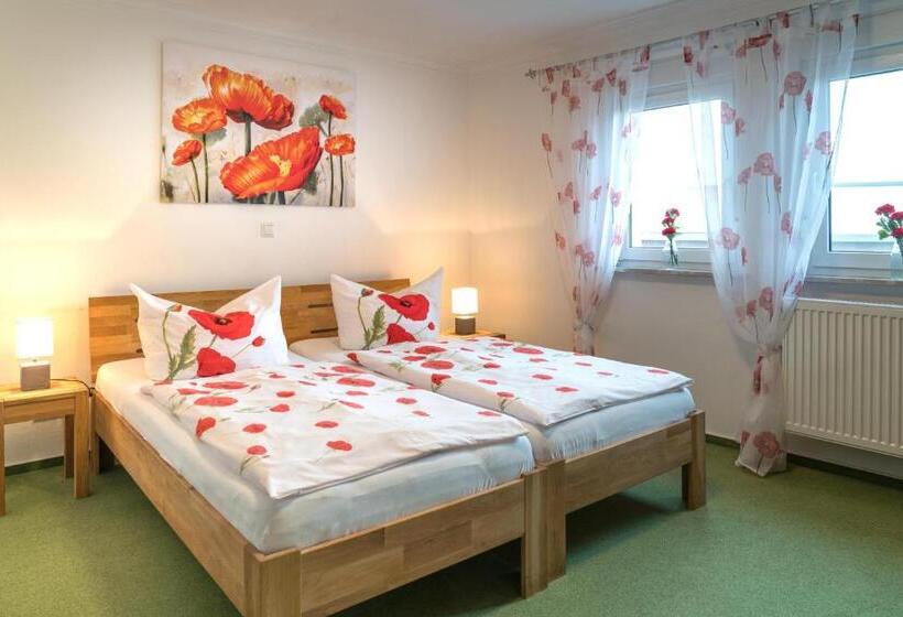 Standart Oda, Pension Sleep In Brettach