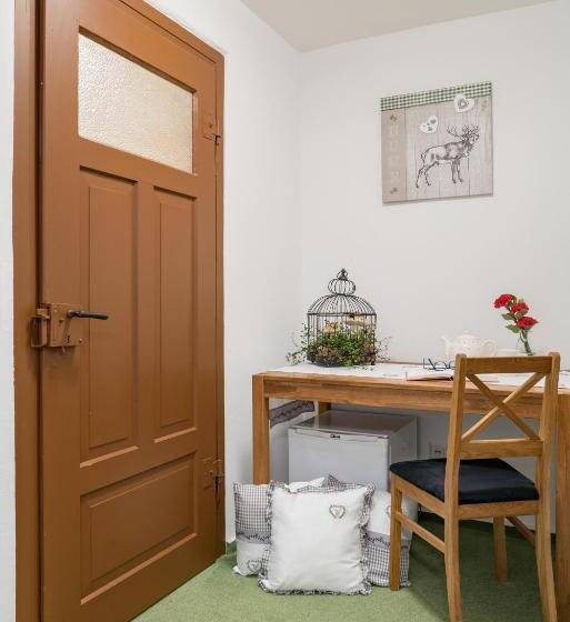 Standart Oda, Pension Sleep In Brettach