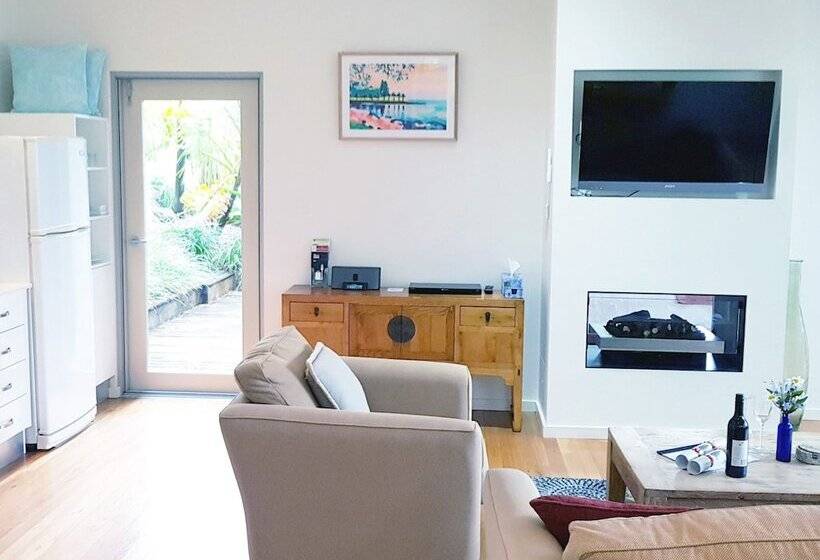 וילה בת חדר שינה 1, The Drawing Rooms Of Berry