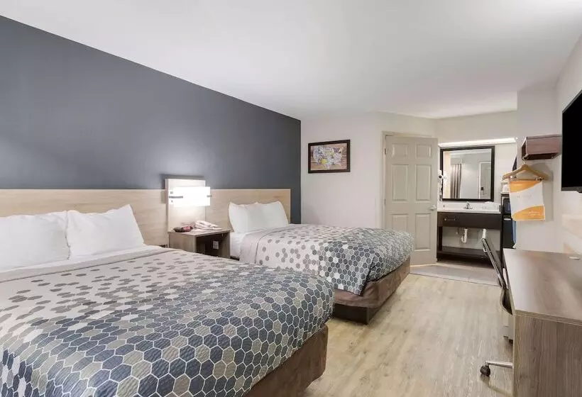 2ダブルベッドのスタンダードルーム, Econo Lodge