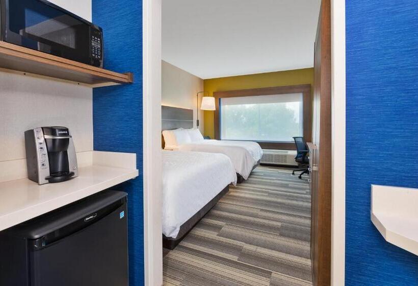 Номер Стандарт, Holiday Inn Express & Suites   Milan   Sandusky Area, An Ihg