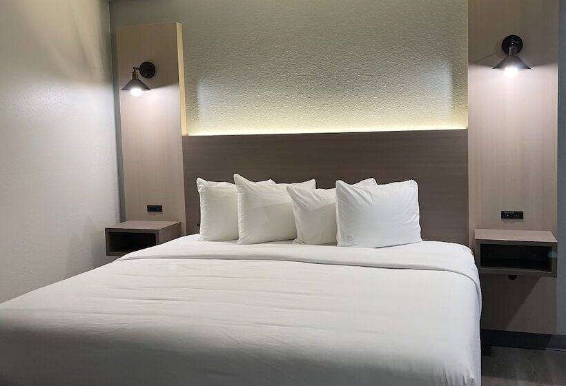 جناح, Mainstay Suites Columbia Harbison