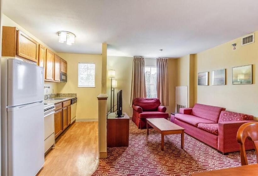 جناح, Mainstay Suites Columbia Harbison