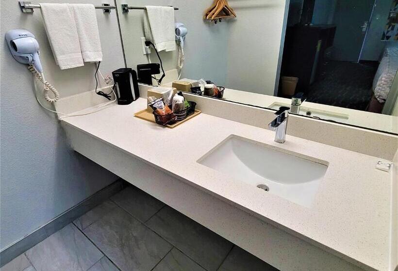 חדר סטנדרט עם מיטת קינג, Inn Of Rockwall