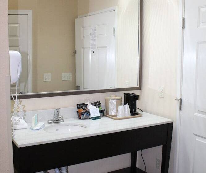 غرفه قياسيه سريرين مزدوجين, Quality Inn Lake City