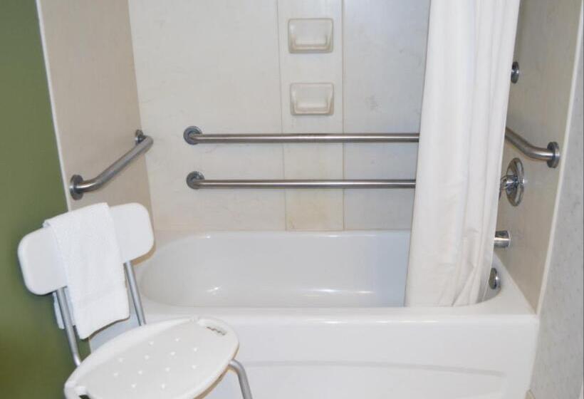 Люкс Адаптированный для Инвалидов, Sleep Inn & Suites Virginia Horse Center