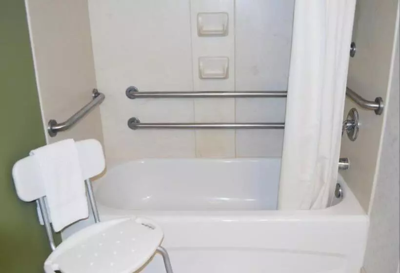 身障者適用スイートルーム, Sleep Inn & Suites Virginia Horse Center