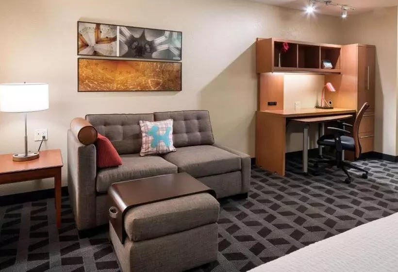 استودیوی استاندارد, Sonesta Simply Suites Seattle Renton