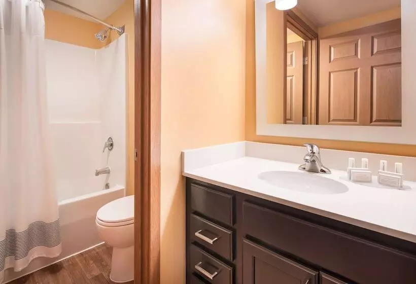 سوئیت برای معلولان, Sonesta Simply Suites Seattle Renton