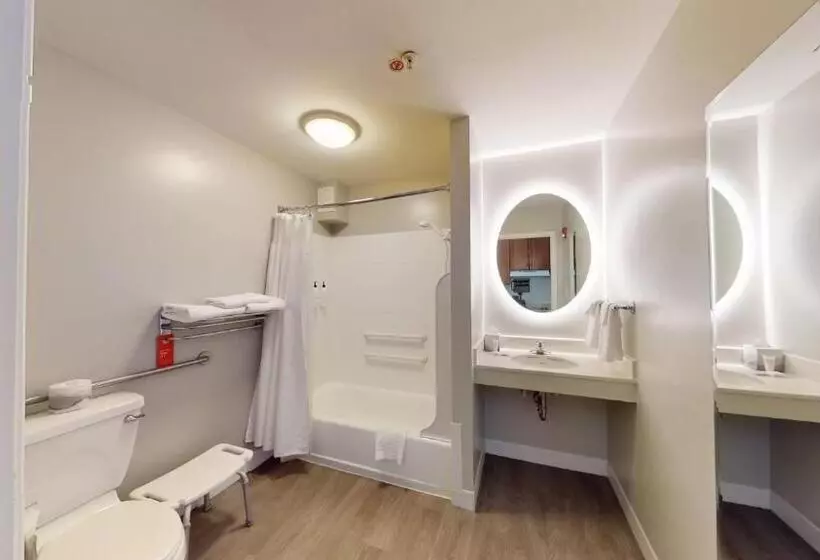 スタンダードスタジオ, Towneplace Suites Fredericksburg